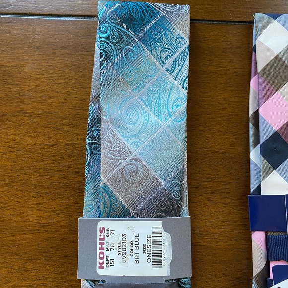 Men’s Ties. CHAPS and VAN HEUSEN - Picture 8 of 12